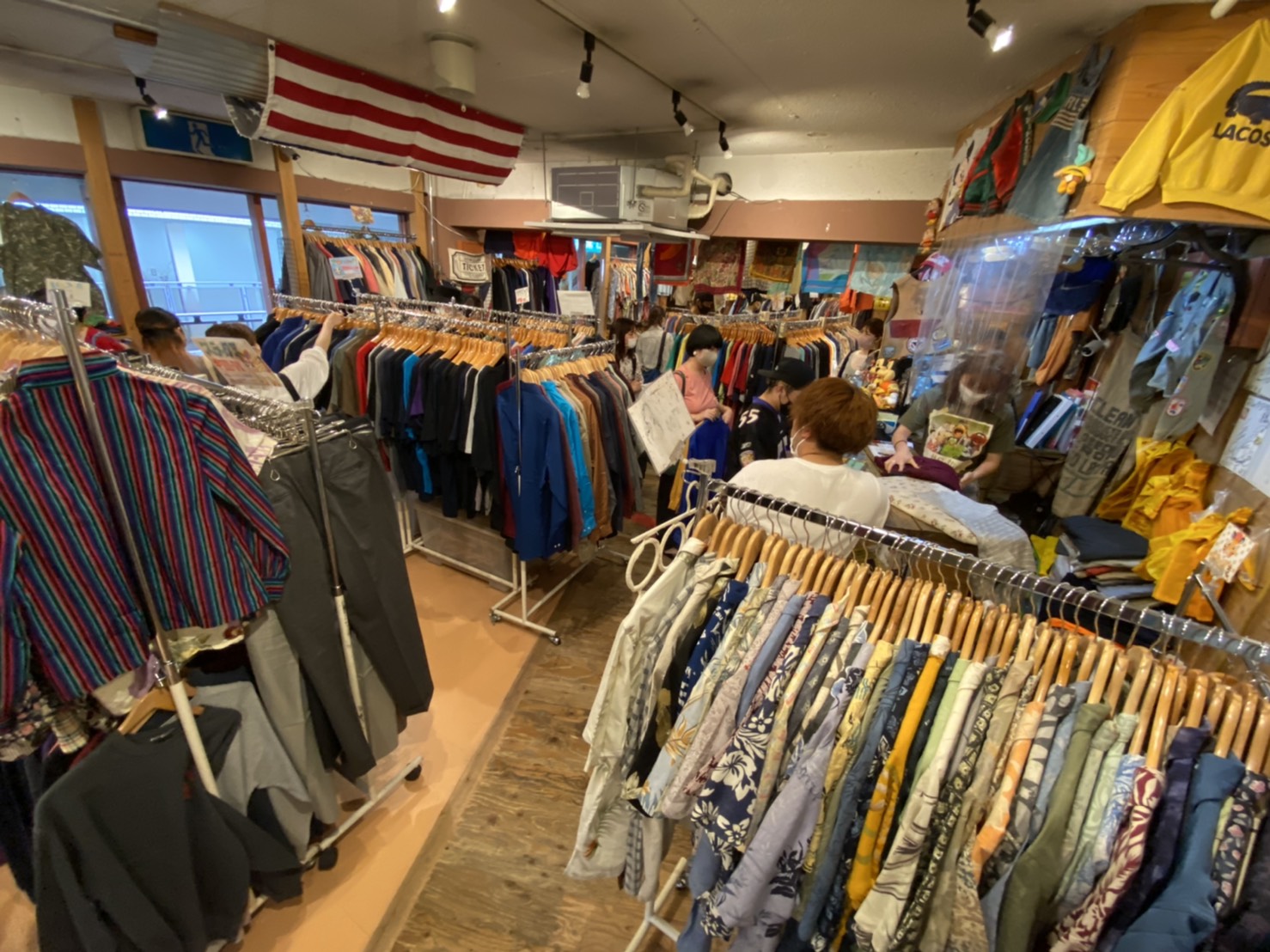古着屋スティックアウト100 シモフル 下北沢の古着情報サイト