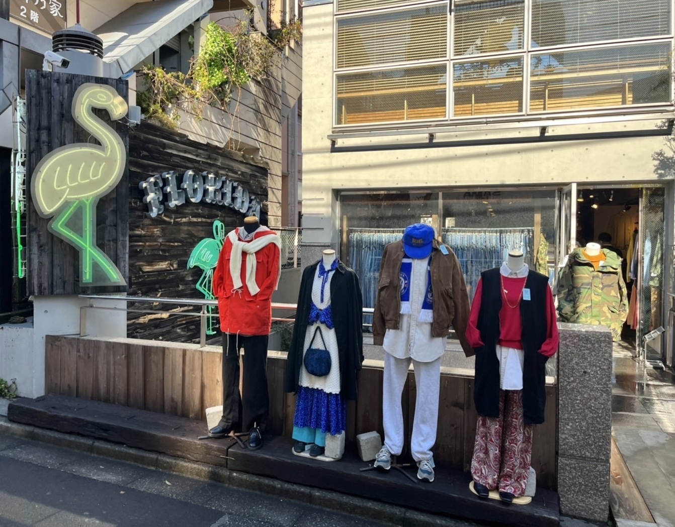 活動歴および当時の関連ビジュアル記録